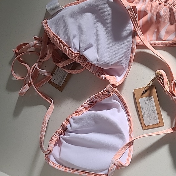 Peach Palm Bikini bathingsuit set - Picture 7 of 8